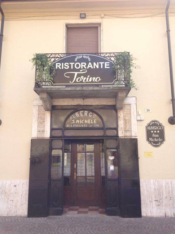 Albergo San Michele Мортара Екстериор снимка
