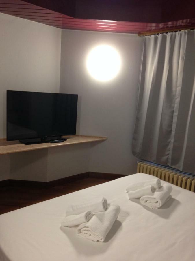 Albergo San Michele Мортара Екстериор снимка