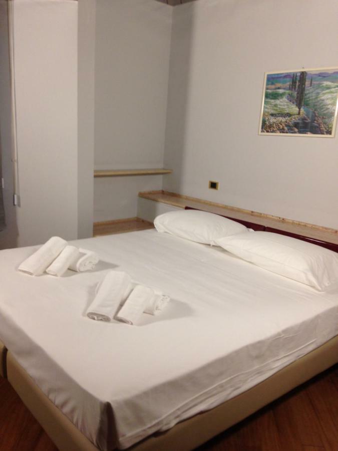 Albergo San Michele Мортара Екстериор снимка